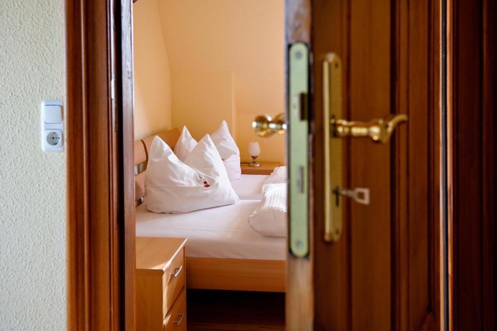 Hotel Am Alten Hafen 3*